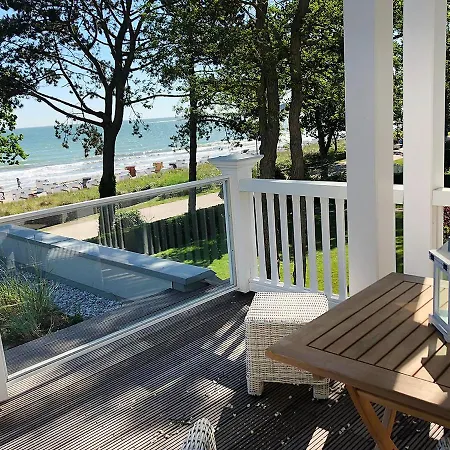 Svanen Am Timmendorfer Strand